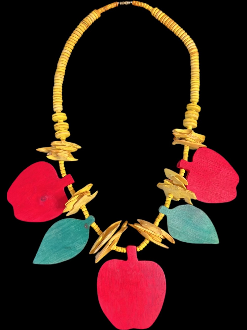 Vintage Wooden Apples Necklace - Picture 2 of 2
